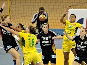 Seleção feminina tenta mas não consegue evitar nova derrota