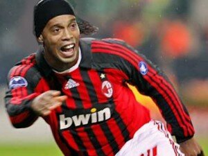 Ronaldinho afirma ser impossível um Mundial sem ele em campo