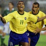 romario_celebra_gol_delante_rivaldo